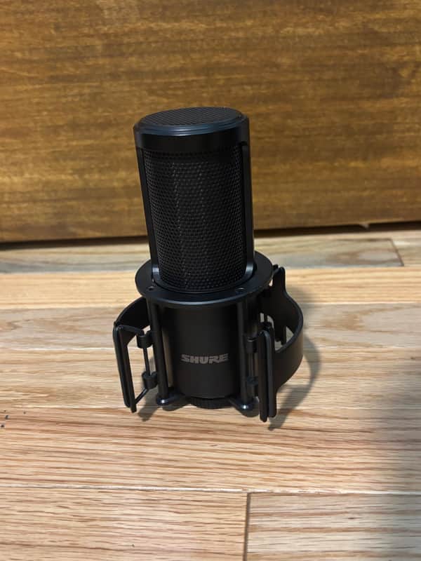 Shure SM4 Large Diaphragm Cardioid Condenser Microphone 2024 - Present - Black image 1