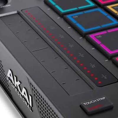 Immagine AKAI Professional MPC Live III Standalone Music Production Center - 6