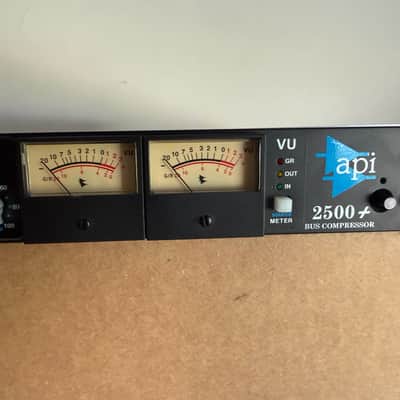 API 2500+ Stereo Bus Compressor 2020 - Present - Black image 2