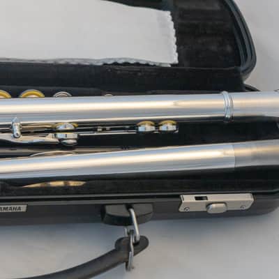 Yamaha YFL-200AD II Advantage Flute *Cleaned & Serviced *Ready to play image 5