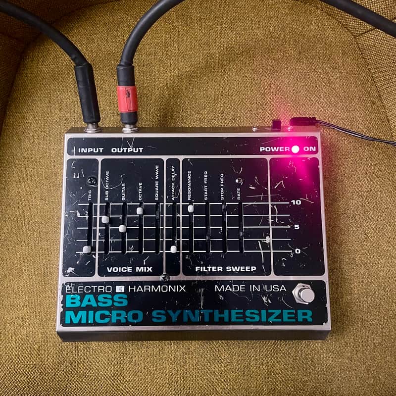 Electro-Harmonix Bass Micro Synthesizer