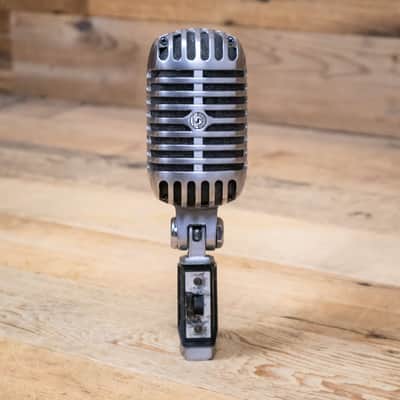 Immagine Shure 55SH Dynamic Vocal Microphone 55-SH Mic Mike Voice Chrome Live U286745 - 2