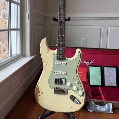 2026 Fender Custom Shop '62 Stratocaster HSS Heavy Relic - Vintage White image 3