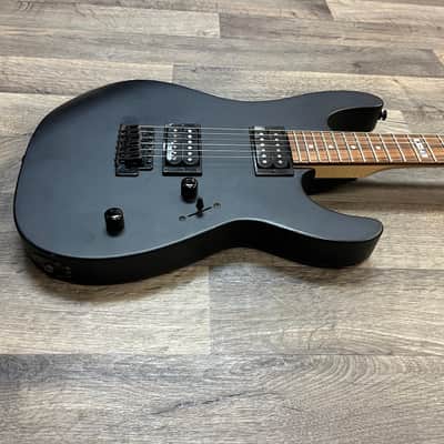 2004 ESP LTD M-50 w/GB 7.5 LBS image 3