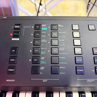 Yamaha Vintage V50 Synthesizer LIKE NEW image 5
