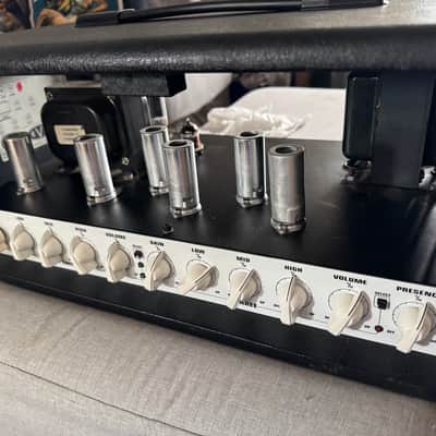 EVH 5150 III 6L6 3-Channel 50-Watt Guitar Amp Head first version - Black image 4