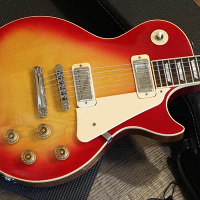 1981 Gibson Les Paul Deluxe Electric Guitar Cherry Sunburst + OHSC image 2