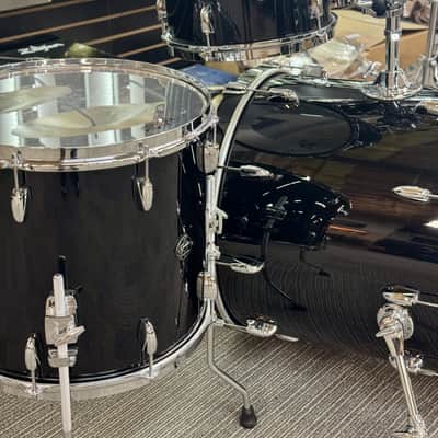 GRETSCH RN2-E8246-PB RENOWN 4 PIECE SHELL PACK 22B-10-12-16F PIANO BLACK - FLOOR MODEL image 5