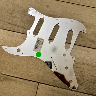 2025 Fender Tom Morello Stratocaster Mirrored Chrome Pickguard Strat Mirror image 2