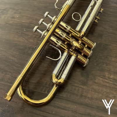 Bach 43* Corporation Bb Trumpet 1975 - Lacquer image 1