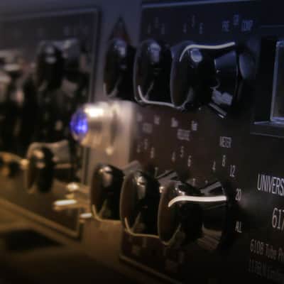 Universal Audio UA-6176 Channel Strip Tube Preamp & 1176 Compressor image 4