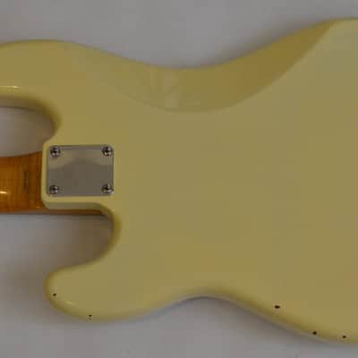 Fender Precision Bass 62  Aged Cream 1995 All stock Hard case Non Import Setup Amazing image 4
