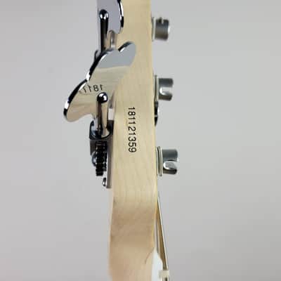 2018 Lakland Skyline Darryl Jones DJ-4 - Natural image 8
