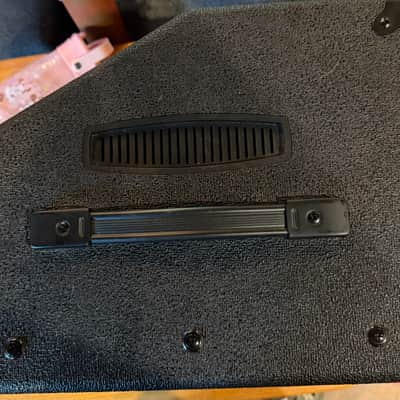 Ampeg BA-108v2 20-Watt 1x8" Bass Combo 2014 - Present - Black image 3