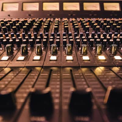 Yamaha PM2000 Modded Recording Console  Discrete Preamps/Custom Inductor EQ/Transformers (API) image 6