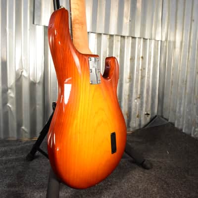 Music Man StingRay 5 (Left Handed) image 12