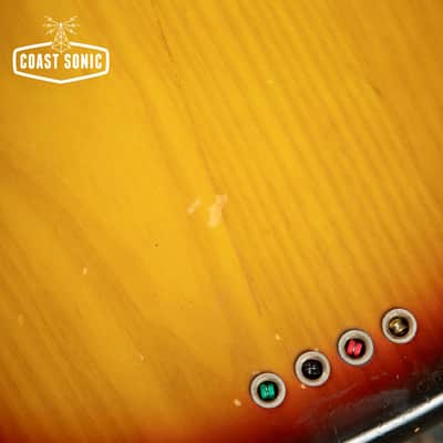 1977 Fender Mustang Bass, made in USA, sunburst, with original hard case image 19