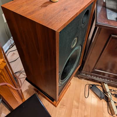 Restored Infinity 1001A speakers in excellent condition - 1980's image 5