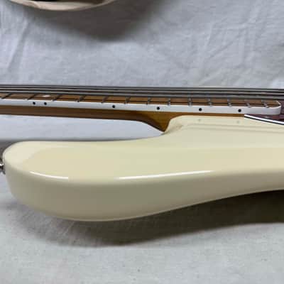Ernie Ball Music Man 30th Anniversary Stingray sting ray 5 H Bass with Case 2018 - Translucent Buttercream / Roasted maple neck / maple fingerboard image 20