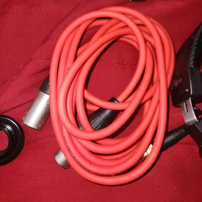 Focusrite Scarlett 2i2 complete in box image 5
