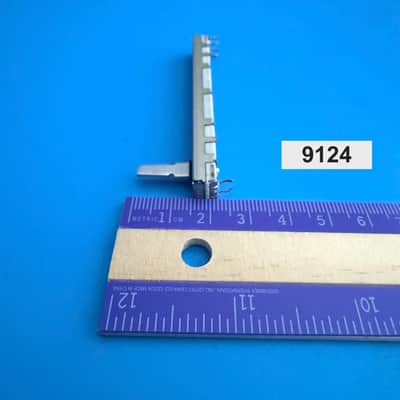 Panasonic RAMSA WR-S216 Mixer OEM Part: Slider Pot 75mm Fader 20KAx2 image 9