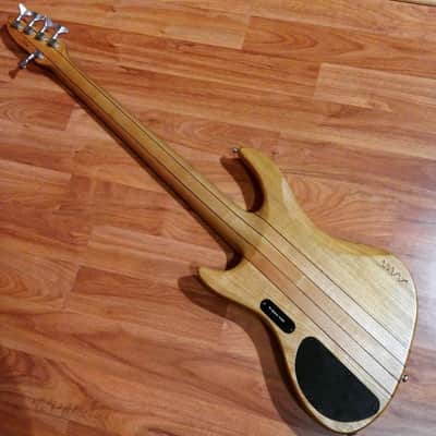 Dearmond Pilot Dlx V 5 String Bass Guitar image 7