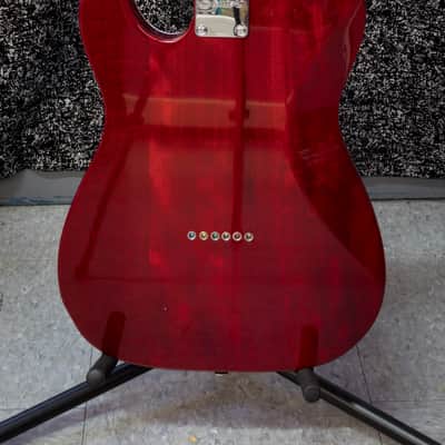Squier Affinity Telecaster FMT SH 2024 - Present - Crimson Red Transparent image 3
