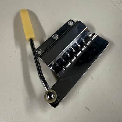 Gibson Maestro Vibrola Post 1965 (B-454) image 1