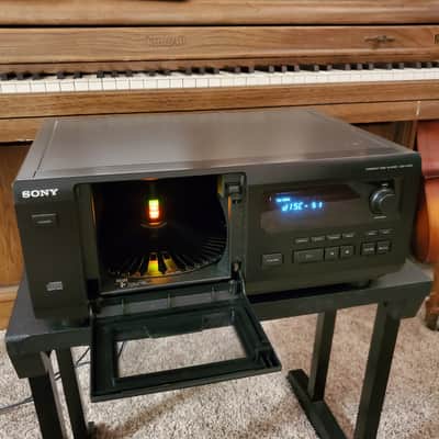 Sony CDP-CX50 - 50+1 Mega Storage CD Disc Changer/Player/Carousel image 1