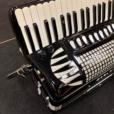 Excelsior Excelsiola Model 714 Black Accordion with Pickup and Gig Bag image 4