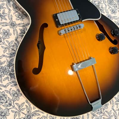 Gibson ES-135: 2002 Vintage Sunburst image 2