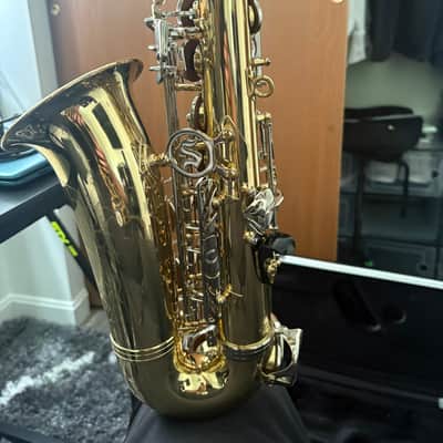 Selmer AS400 alto saxophone student model image 2