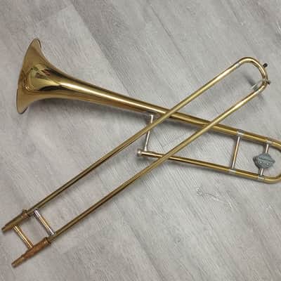 Holton TR602 Collegiate Trombone (with Mouthpiece and Case) image 4