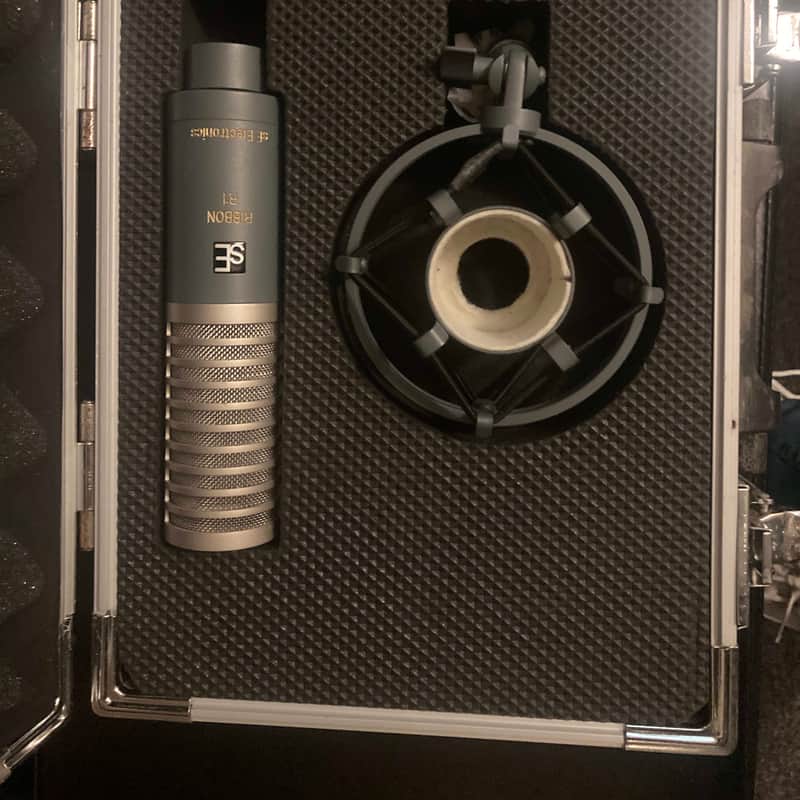 2011 – 2014 sE Electronics R1 Ribbon Microphone Blue