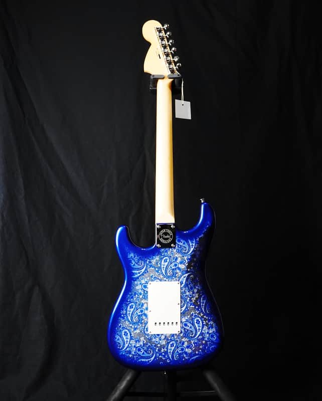 Fender MIJ Limited Stratocaster 2025 – Rare Indigo Paisley