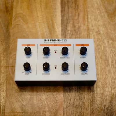 MAM MB33 - 303 Style Analog Retro Bass Synthesizer image 1