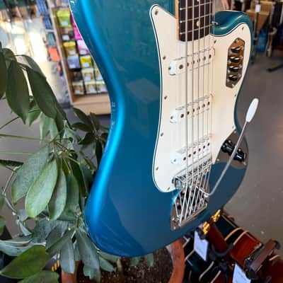 Fender Vintera II '60s Bass VI with Rosewood Fretboard 2023 - Lake Placid Blue image 6