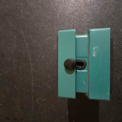 Boss TR-2 Tremolo (Silver Label) 1997 - Present - Green image 5