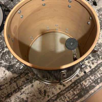 Slingerland 16” Floor Tom Mid-late ‘60’s - Blue Sparkle image 5