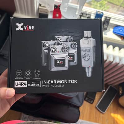Xvive U4R4 Wireless In-Ear Monitoring System 2010s - Black image 1