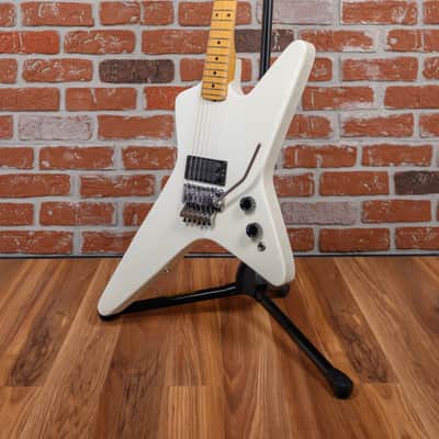 Kramer USA Voyager Imperial White 1983 w/Hard Shell Case image 5