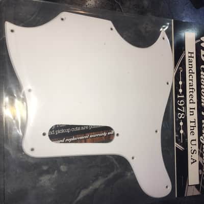 Gibson Melody Maker SG Style White Pickguard 1968-1982 1 Pickup image 4