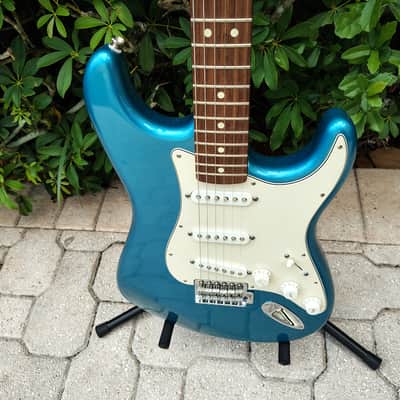 Fender Standard Stratocaster Lake Placid Blue Rosewood 2011 image 3