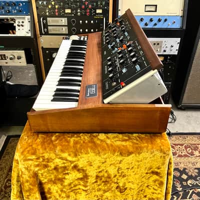 Moog MiniMoog Model D 1972 Walnut original vintage restored image 5