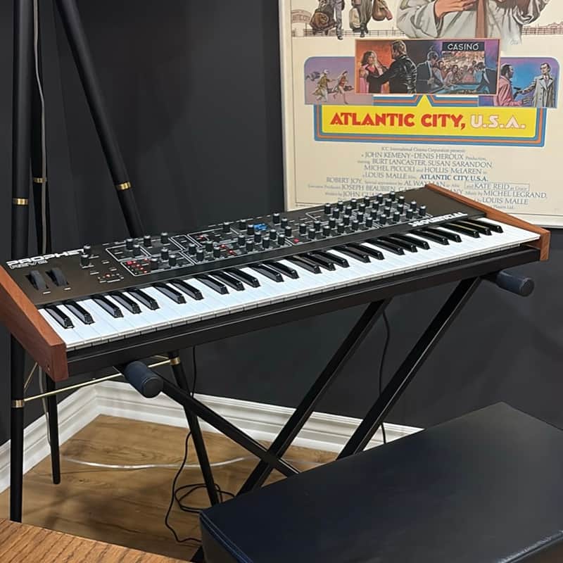Dave Smith Instruments Prophet Rev2 2021 image 1