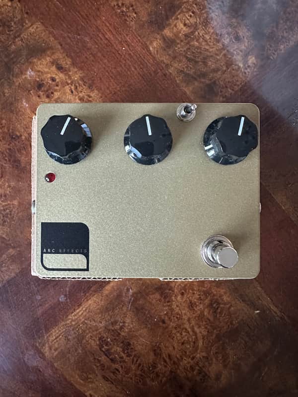 Arc Effects Klone V2 Gold w/ External Bass Boost Toggle image 1