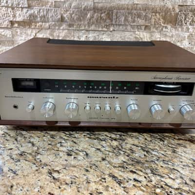 Vintage Marantz Model 26 Stereophonic Receiver Excellent Condition image 2