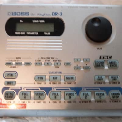 Boss dr-3 drum machine