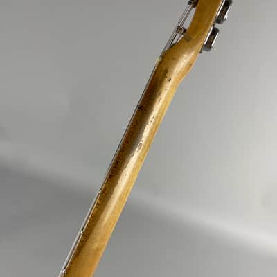 Fender Stratocaster 1974 - Gold - Refin Great player/ Great look, Deluxe G&G Black Tolex Fender hard case image 6
