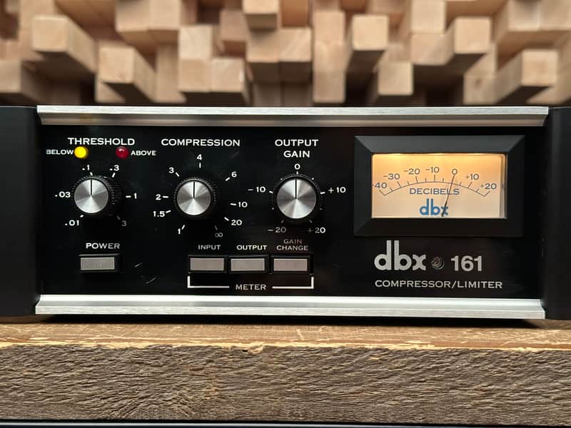 dbx 161 Compressor / Limiter. DBX161. Same as DBX160 VU 160. Rack ears. Great! image 1